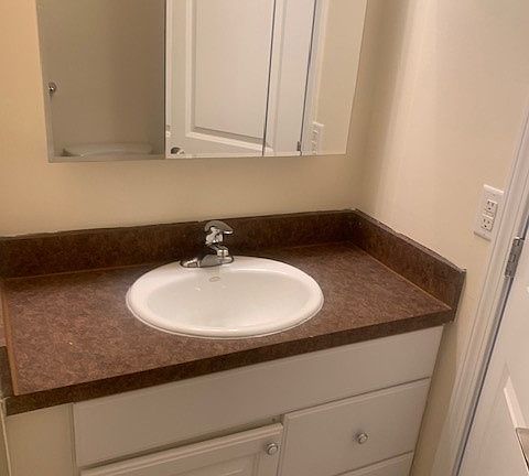 3rd image of 14014 Shaker Blvd APT 302