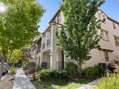 131 Avellino Way, Mountain View, CA, 94043