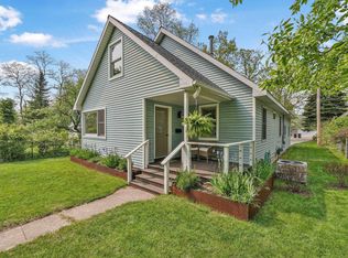 131 E 16th St, Traverse City, MI 49684