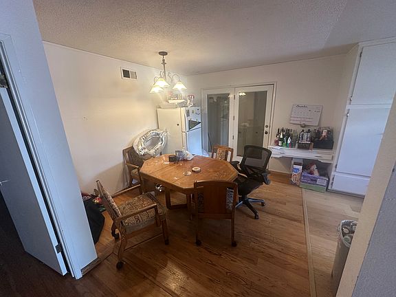 3rd image of 1493 Southwood Dr