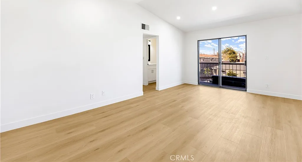 1 bed, 650 sqft, $2,500 — Photo 3