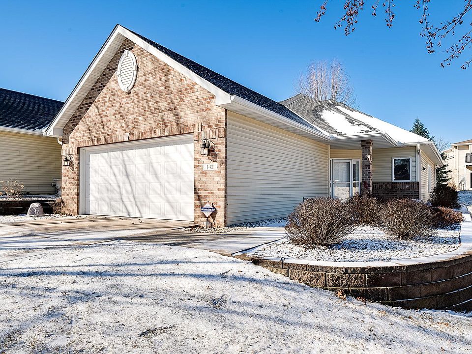 1st image of 142 Glenlou Way
