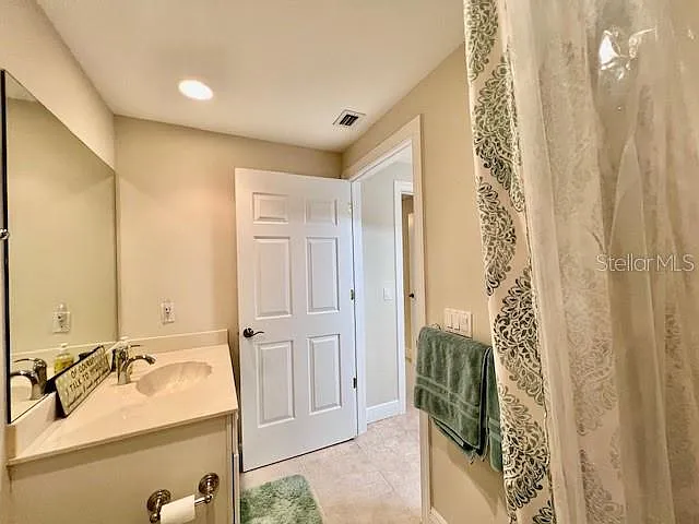 3313 Sunset Key Cir #203 — Photo 25