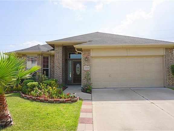 2nd image of 11819 Golden Lodge Ln