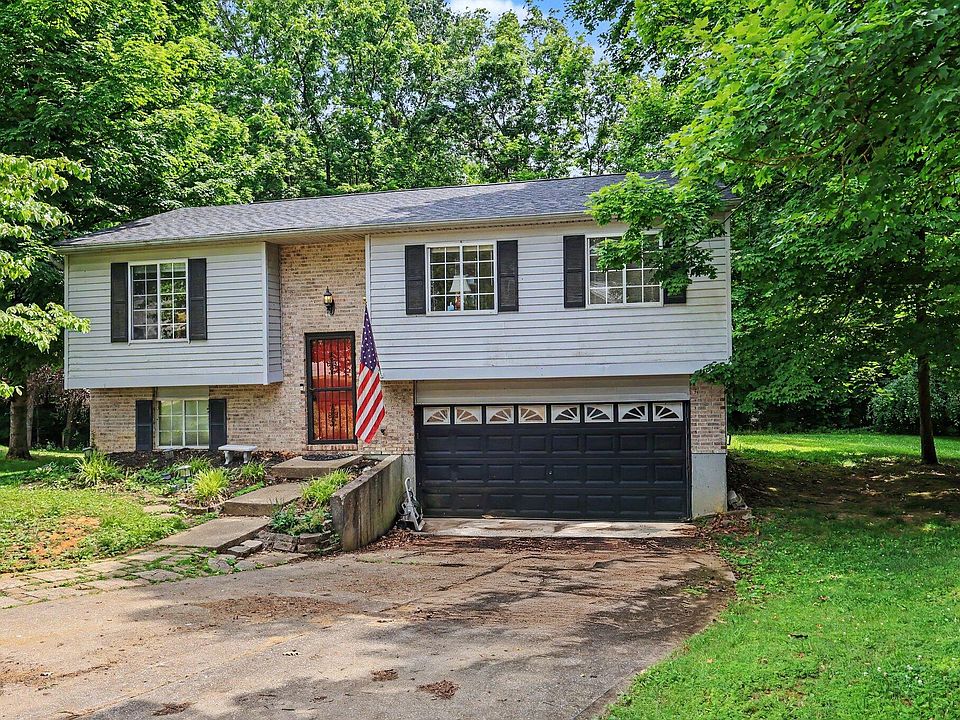 1st image of 13 Ashwood Ln