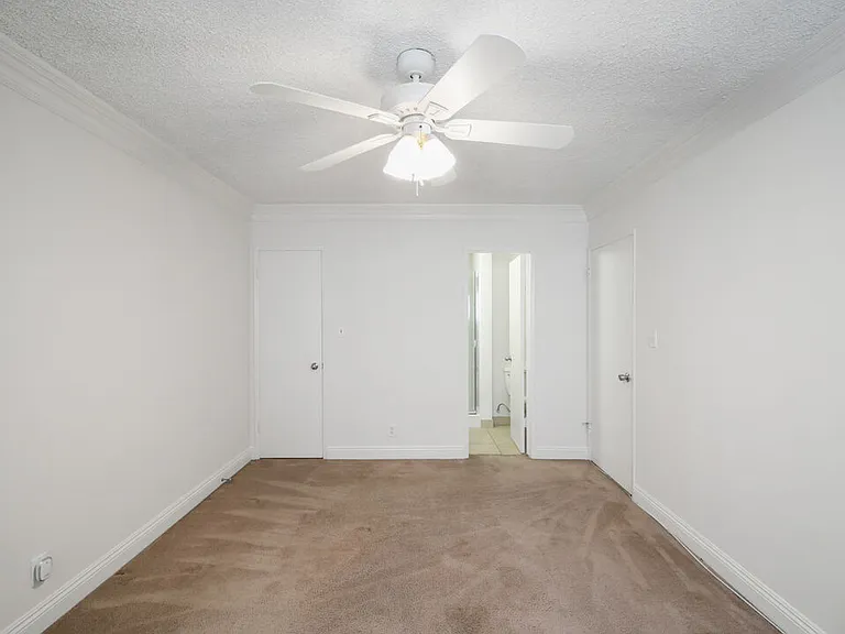 7548 Hampton Ave #205 — Photo 21