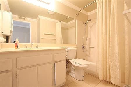 4th image of 10621 Lakeside Dr S Unit A