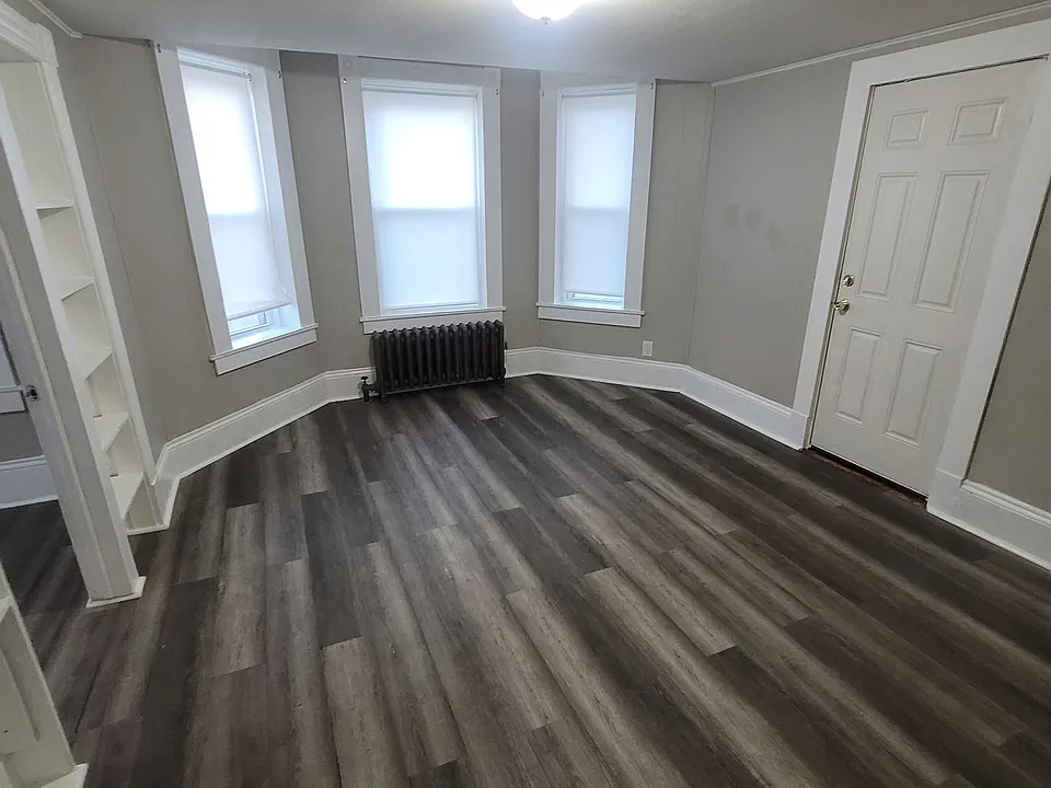 53 West St #1L