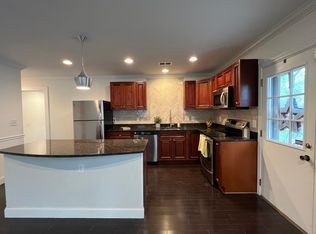 5014 Quebec St, College Park, MD 20740