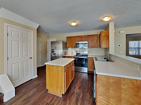 3rd image of 6540 Black Forest Ct