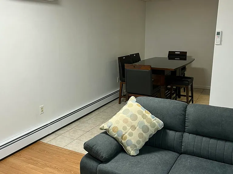 436 Ziegler St — Photo 13