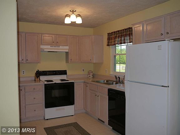 5th image of 6901 Cedar Crest Dr