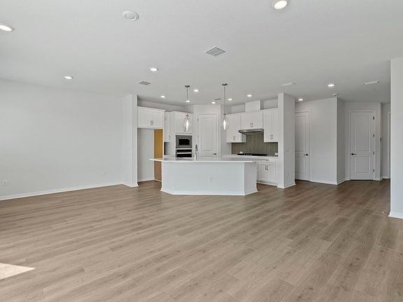 The Truman - Family Room