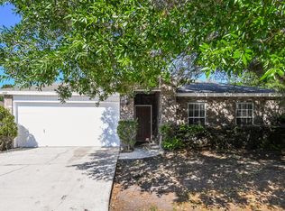 2533 Spring Pond Ln, Jacksonville, FL 32221