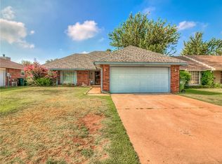 1328 Oswego Dr, Yukon, OK 73099