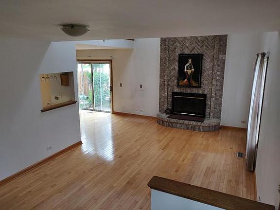 5th image of 4487 Sheffield Ct #1A
