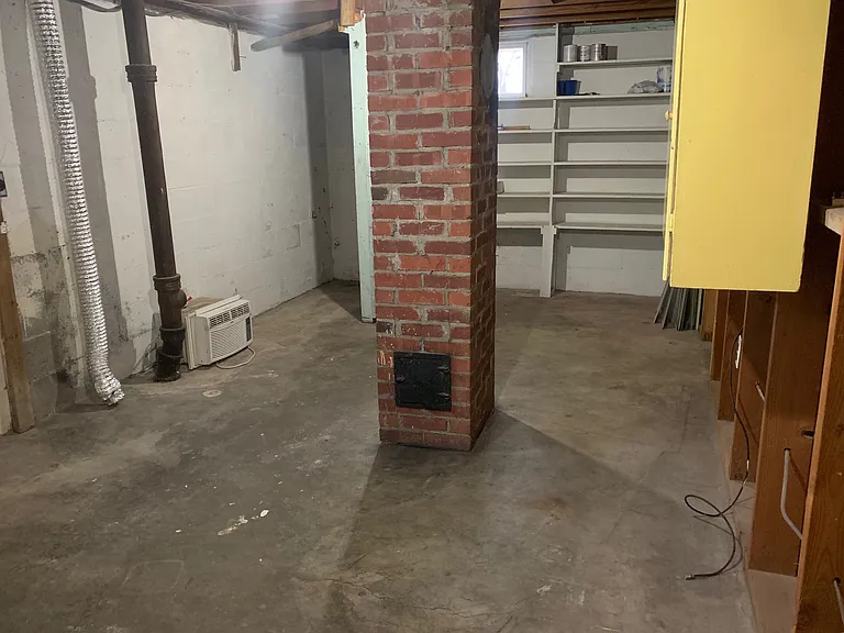 1310 Williams Blvd — Photo 13