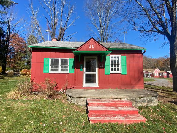209 Cottage Ln