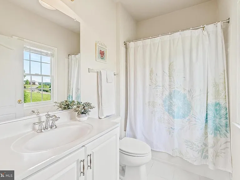 15000 Barlow Dr — Photo 32