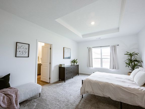 4th image of 1585 Pebble Beach Dr