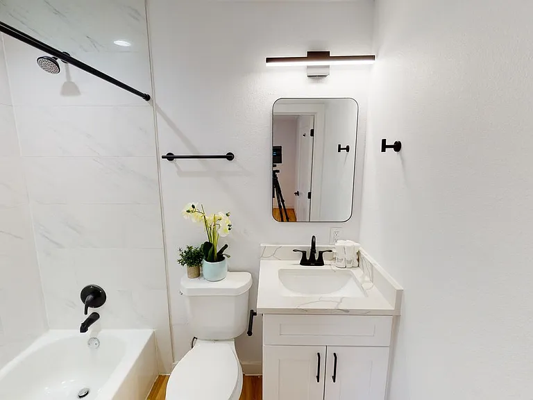 215 N Jester Ave — Photo 19