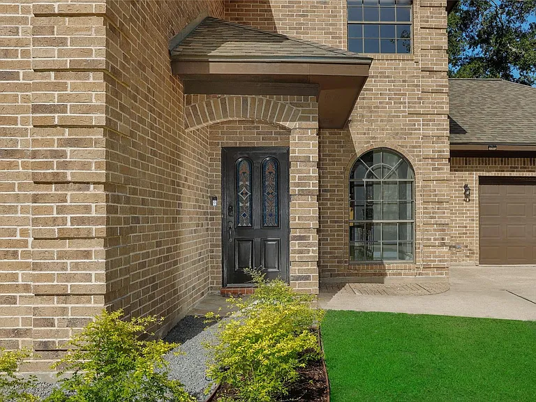 24 Hornsilver Pl — Photo 2