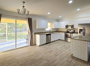 1946 NE 15th Ter, Cape Coral, FL 33909