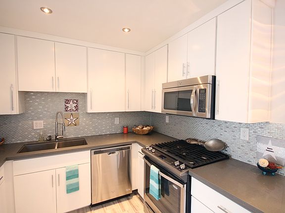 3rd image of 3730 N Pueblo Way