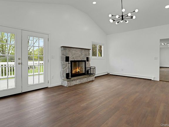 5th image of 85 Harmony Hill Road