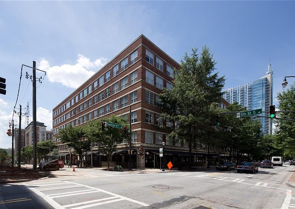 1st image of 800 Peachtree St NE APT 8417