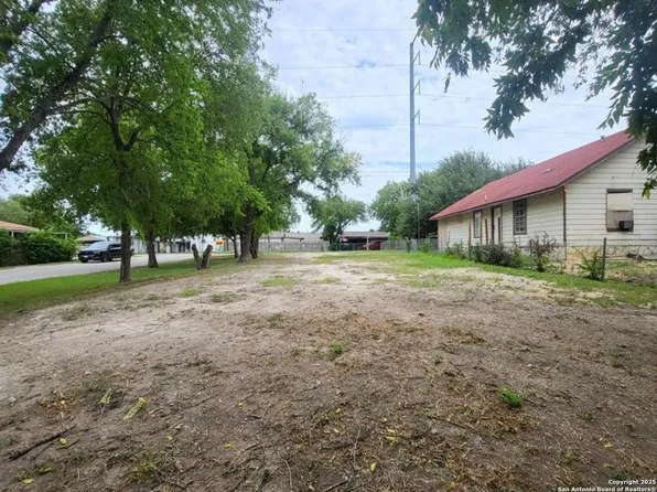 5050 HEMPHILL DR LOT 13, San Antonio, TX 78228