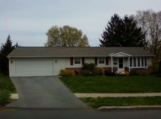 357 N Mount Joy St, Elizabethtown, PA