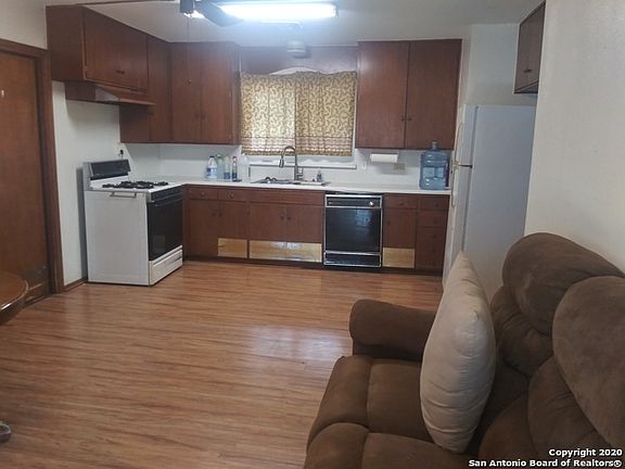 3rd image of 306 Haverford Dr