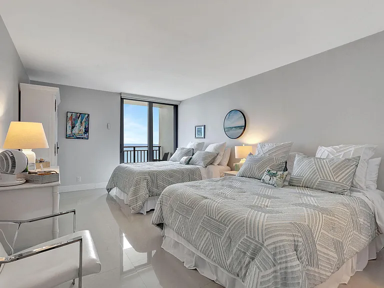 5460 N Ocean Dr #7A — Photo 19