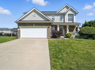 31222 Settlers Way Dr, Flat Rock, MI 48134