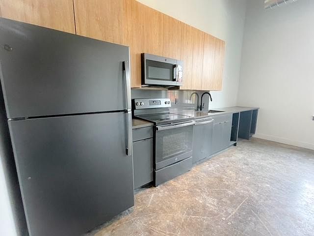 1st image of 415 N Garrison Ave #202