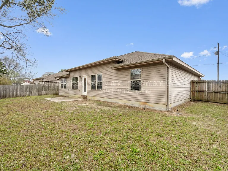 247 Terrance Ln — Photo 25