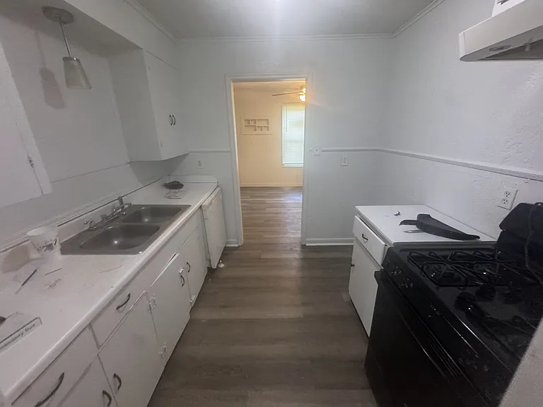 2203 N 16th St — Photo 12