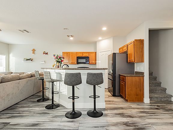 3rd image of 6661 Lookout Lodge Ln Suite 3