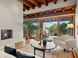 1104 Piedras Rojas, Santa Fe, NM 87501