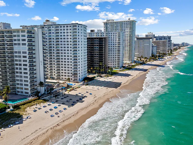 3700 Galt Ocean Dr #702 — Photo 31