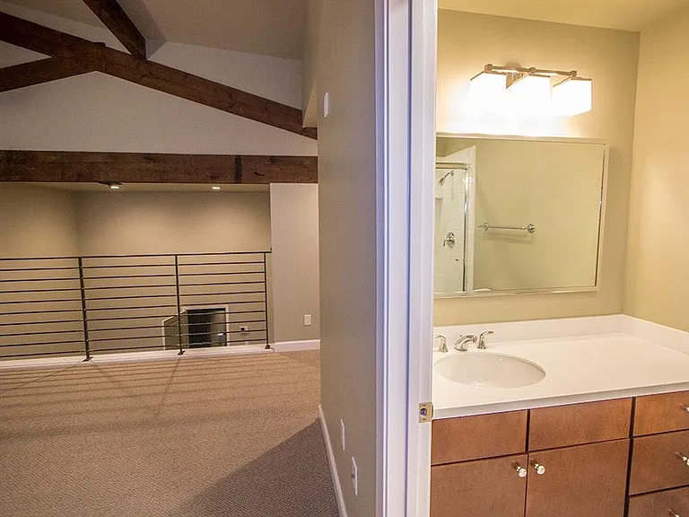 428 Alvarado St #B — Photo 11