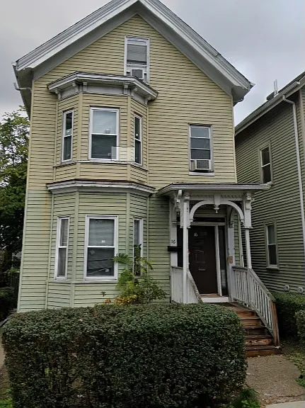 16 Woodbine St #2 — Photo 9