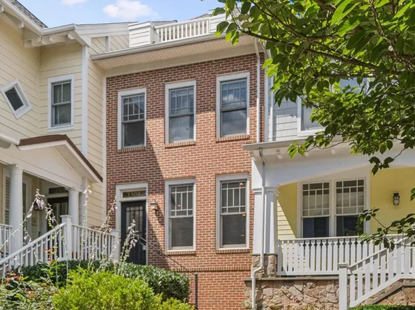 1304 N Danville St, Arlington, VA 22201