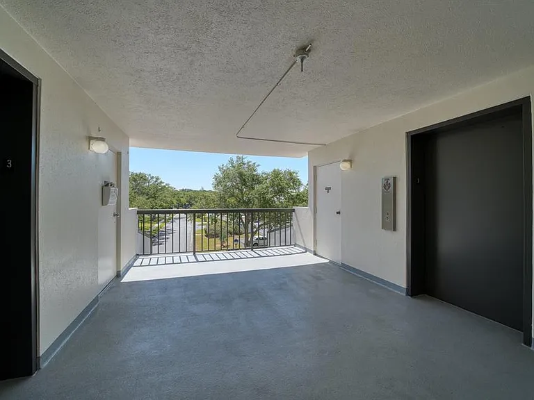 11730 Shipwatch Dr #305 — Photo 42