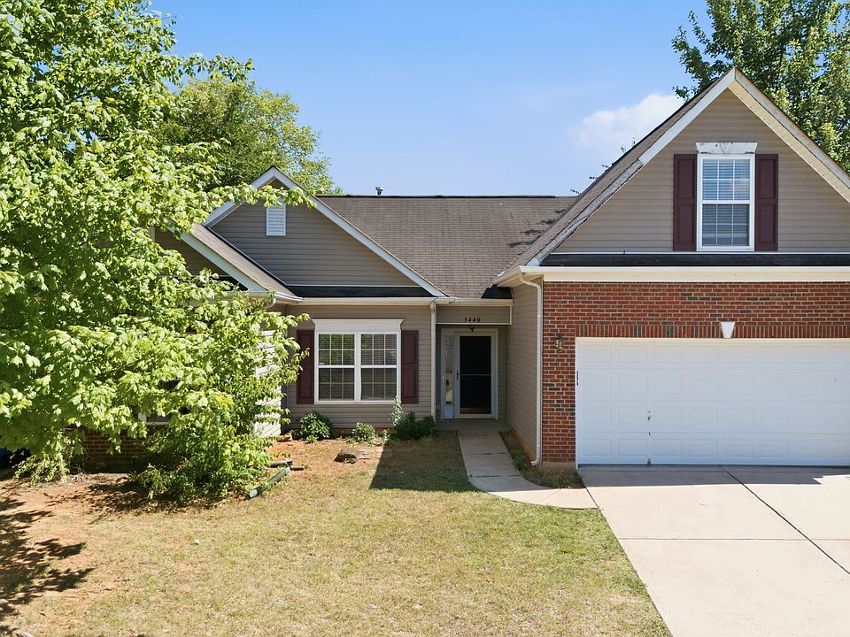 1st image of 3440 Royal Highland Dr