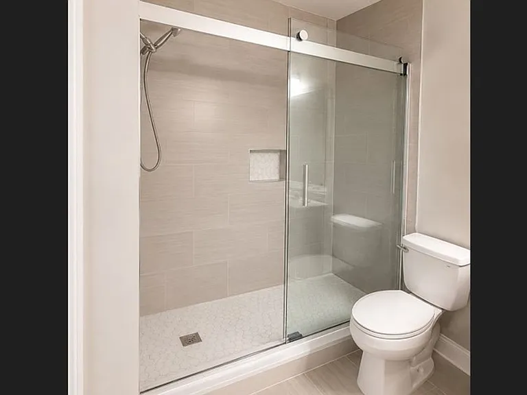 12827 Oulton Cir — Photo 32