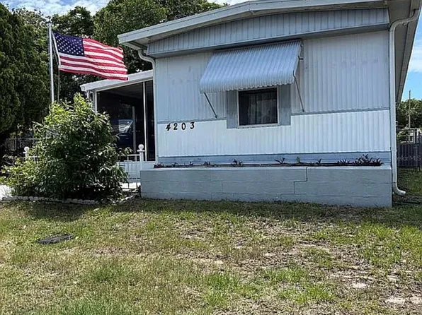 4203 Cardoon Dr, New Port Richey, FL 34653
