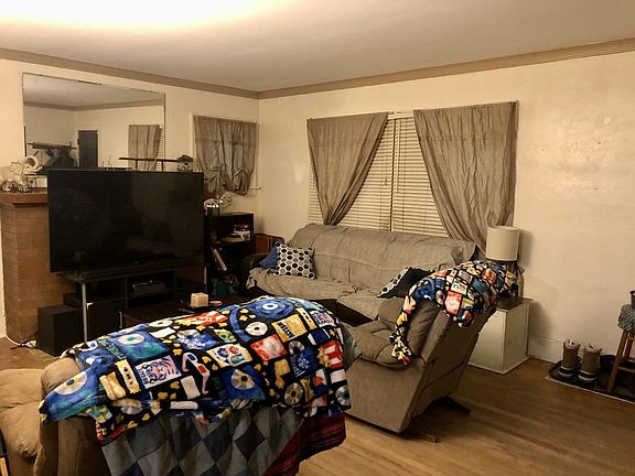 3rd image of 3507 Avenue C