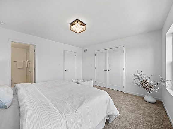 4th image of 6533 S Evans Ave #1